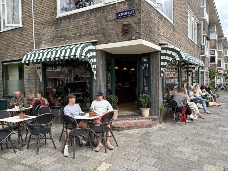 Buurt omarmt nieuwe koffiezaak Moi!